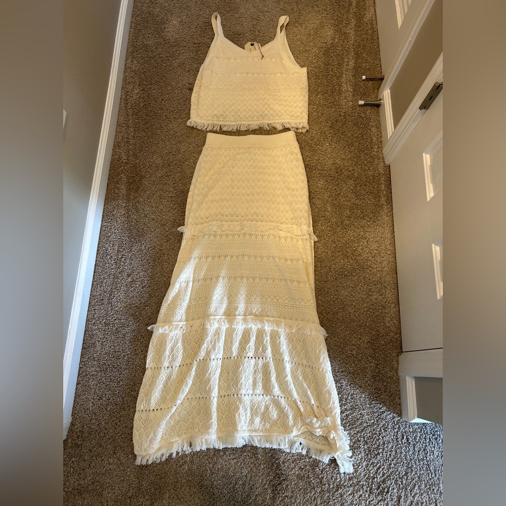 Chic Cream Skirt Set